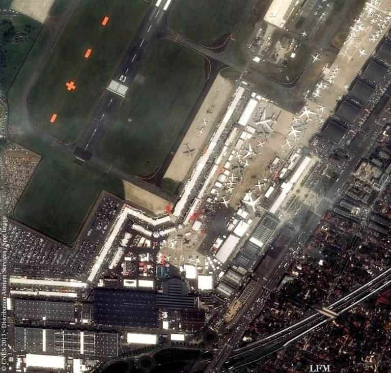 Satellitenfoto von der 50. Paris Air Show