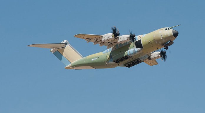 Fortschritte beim A400M: Runway-Tests und Jungfernflug