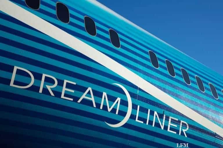 Rollout des ersten Dreamliners 787-9