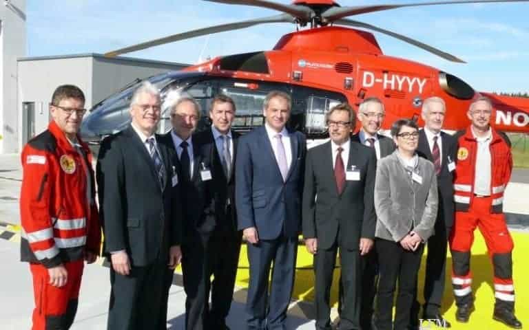 Einweihungsfeier für Hubschrauberhangar und DRF-Gebäude