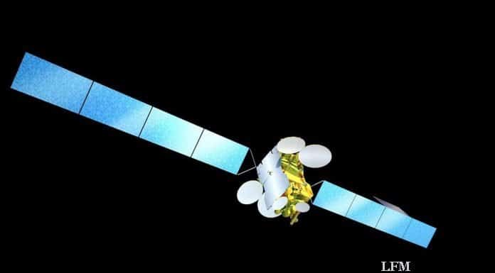 Satellit ASTRA 5B unterwegs nach Kourou zum Startplatz