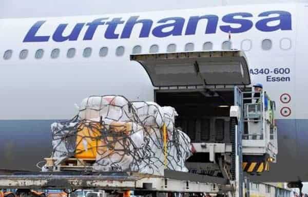 Airbus mit 25 Tonnen Hilfsgüter im Katastrophengebiet