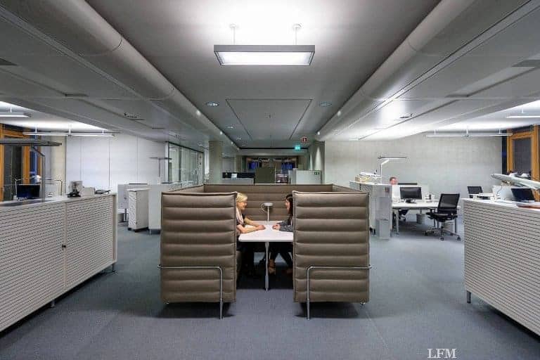 Lufthansa testet flexible Bürolandschaft als Arbeitsplatz der Zukunft