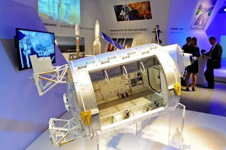 ILA Berlin mit Raumfahrt-Erlebniswelt „Space Pavilion“