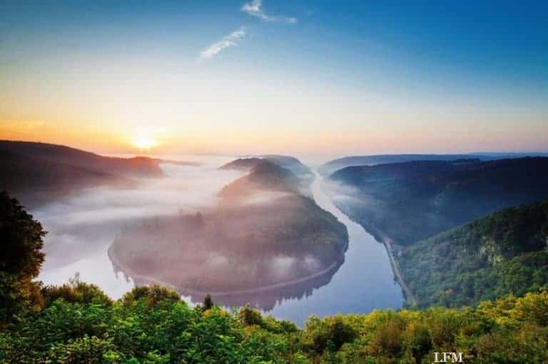 Romantische Reisen von Rhein bis Main: Kooperation der Flughafenregion