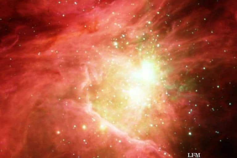 Flugzeug-Sternwarte SOFIA liefert erste Fern-IR-Bilder zur Sternentstehung