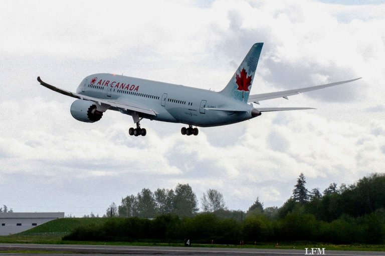 Dreamliner für Kanada: Erste Boeing 787 an Air Canada ausgeliefert