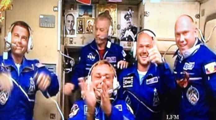 Sojus bringt Astronauten-Trio sicher zur ISS – Willkommen auf der Raumstation