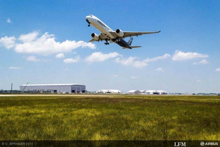 Airbus A350 XWB mit Debut auf der Farnborough Airshow