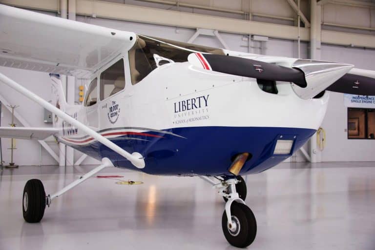 10.000. Cessna Skyhawk vom Werk in Independence