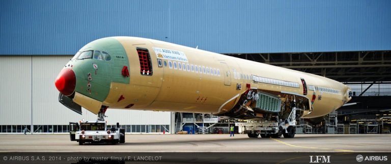 Final Assembly des ersten A350 XWB für Vietnam Airlines beginnt