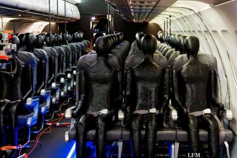Dummies sollen Wärme-Signatur von Passagieren nachbilden