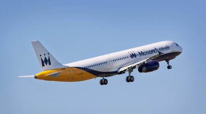 Nikolaus landet am Bodensee Airport – Rundflüge für 30 Euro