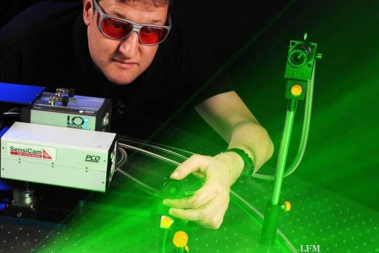 Endoskopie ins Flugzeugtriebwerk – Neuer Blick in die Brennkammer