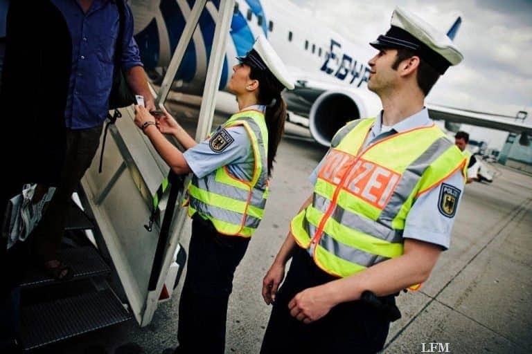 Bundespolizei mit Verhaftungen an deutschen Flughäfen