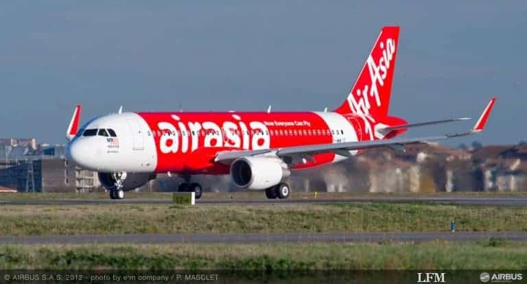 AirAsia bekommt ersten Airbus A320 mit Sharklets
