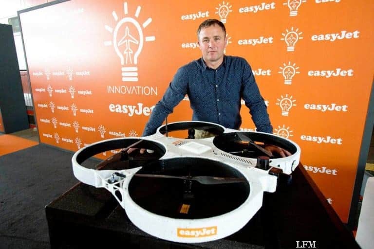 Inspektion per Drohne und 3D-Druck für Flugzeuge