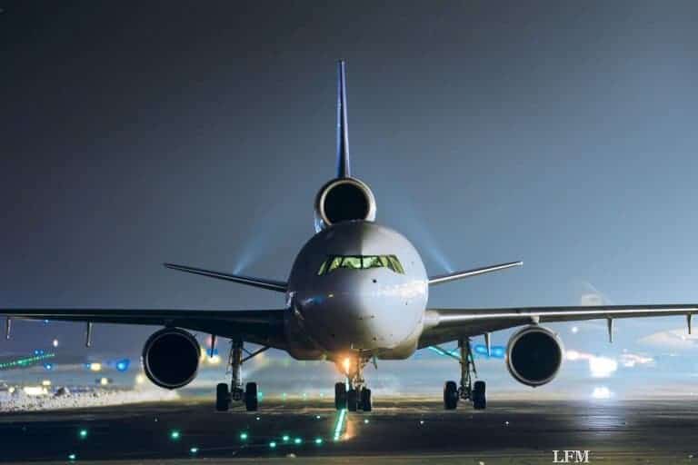 Querwindbahn am Köln Bonn Airport gesperrt