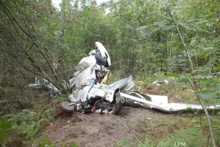 Absturz ohne Pilotensitz und Türverriegelung