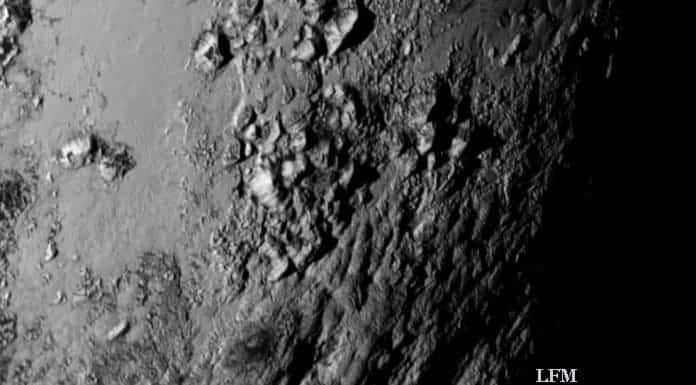 Pluto in neuen Bildern von New Horizon – „just mind blowing“