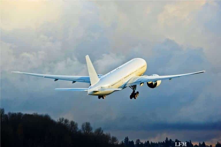 Boeing liefert erste Boeing 777 an den Irak