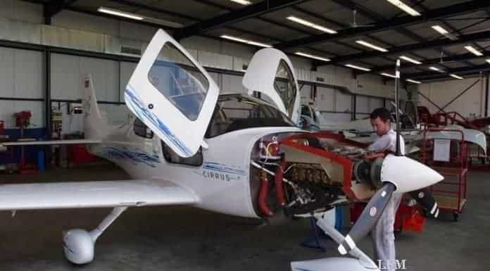 Beechcraft Augsburg Cirrus CAPS(TM) Service Center