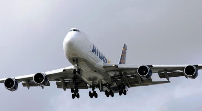 B747-400F für Sonderflüge von Pharmaka in die USA