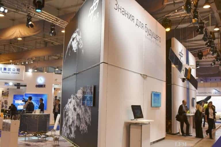 Deutsche Luft- und Raumfahrt auf der MAKS in Moskau