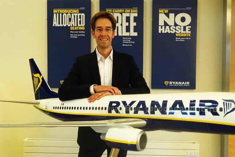 Ryanair holt mit Tim Howe Schröder Experten für Business Reisen
