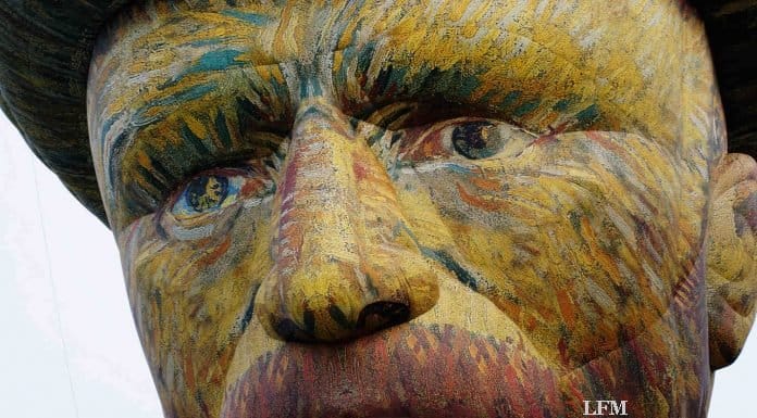 Van Gogh Konterfei als Heißluftballon