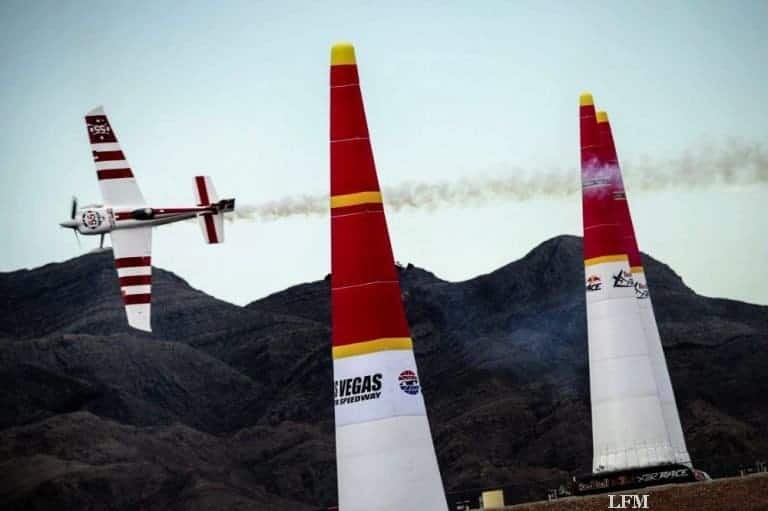 Matthias Dolderer auf dem Podium der Air Race in Las Vegas