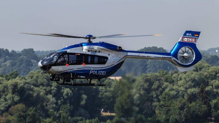 Polizeihubschrauber H145 fliegt in Baden-Württemberg