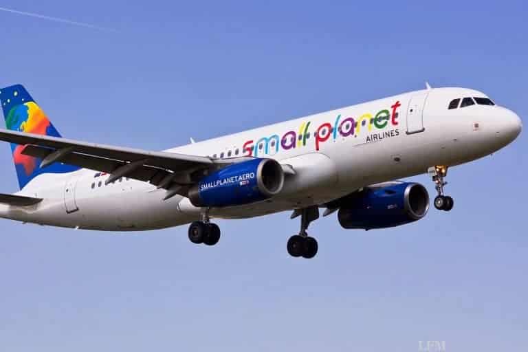Airport PAD: Small Planet Airlines fliegt für Thomas Cook
