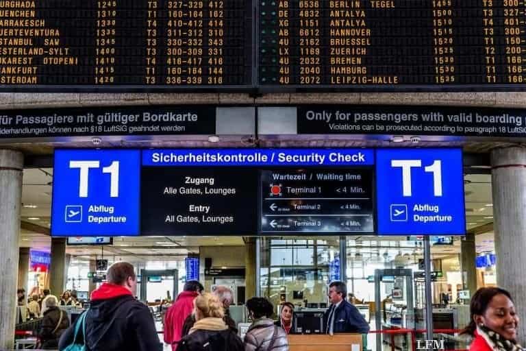 Umbau im Terminal für mehr Scanner am Flughafen Stuttgart