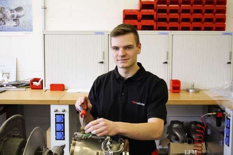 Deutschlands bester Fluggerätmechaniker bei der DRF