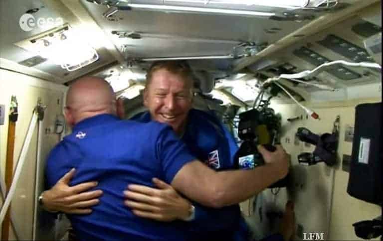 Brite Tim Peake auf der Raumstation ISS angekommen