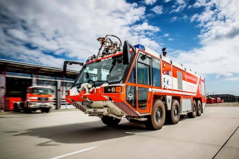 5.000 Einsätze für Flughafenfeuerwehr Stuttgart 2015