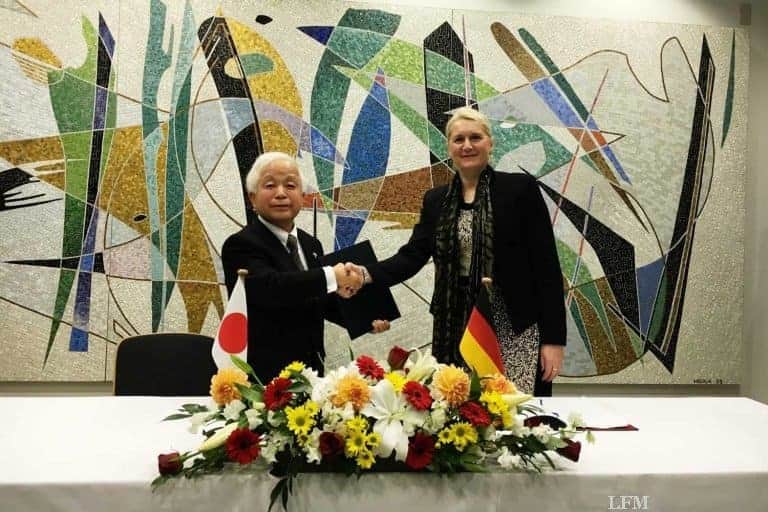 DLR und JAXA beschließen Partnerschaft bei Weltraumtechnik