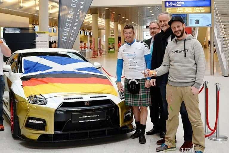 Graffiti-Star verziert Nissan GT-R am Flughafen Münster/Osnabrück