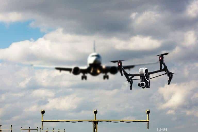 Piloten wollen bessere Kontrolle für Drohnen und UAV