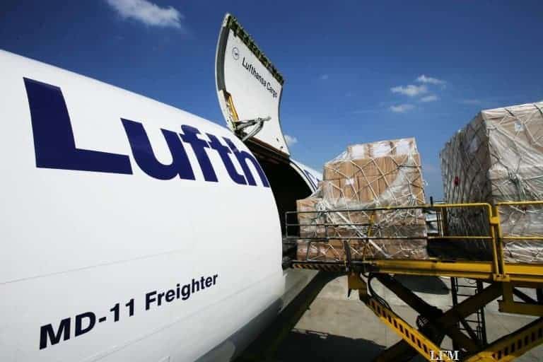Lufthansa Cargo kommt zum Flughafen PAD