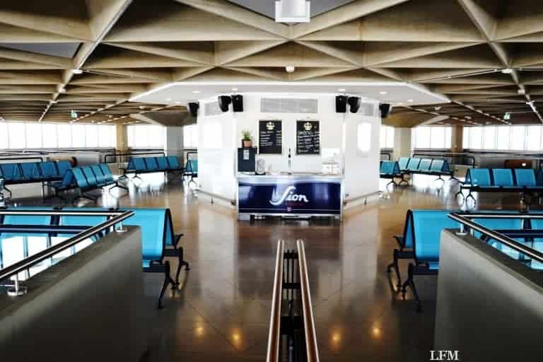 Wartebereich am Flughafen Köln/Bonn modernisiert
