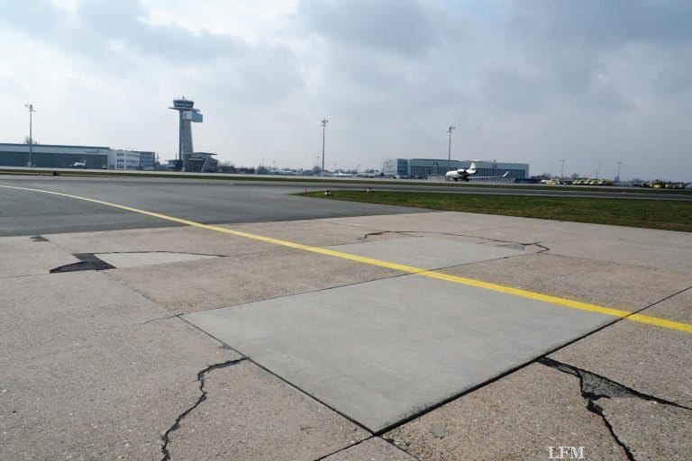 Taxiway Delta am Flughafen Nürnberg komplett erneuert