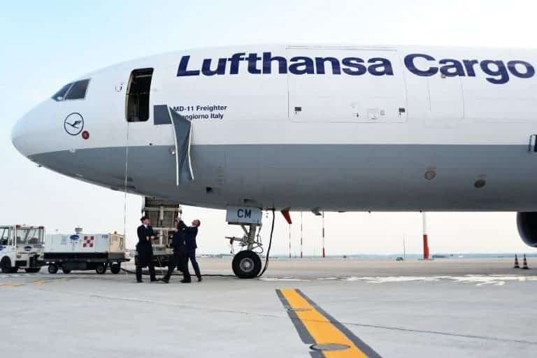MD-11-Frachter D-ALCM der Lufthansa „Buongiorno Italy“