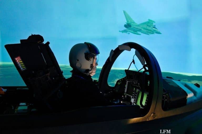 Weiterer Eurofighter-Flugsimulator an spanische Luftwaffe geliefert