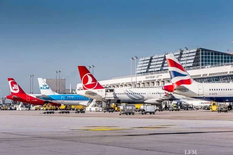 Flughafen Stuttgart schon mit ca. 4,8 Mio. Passagieren