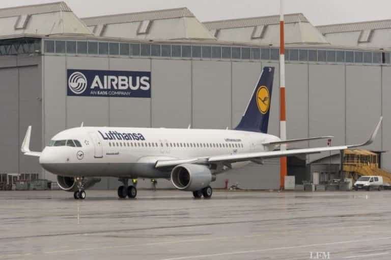 Lufthansa holt ihren ersten Airbus A320 mit Sharklets ab