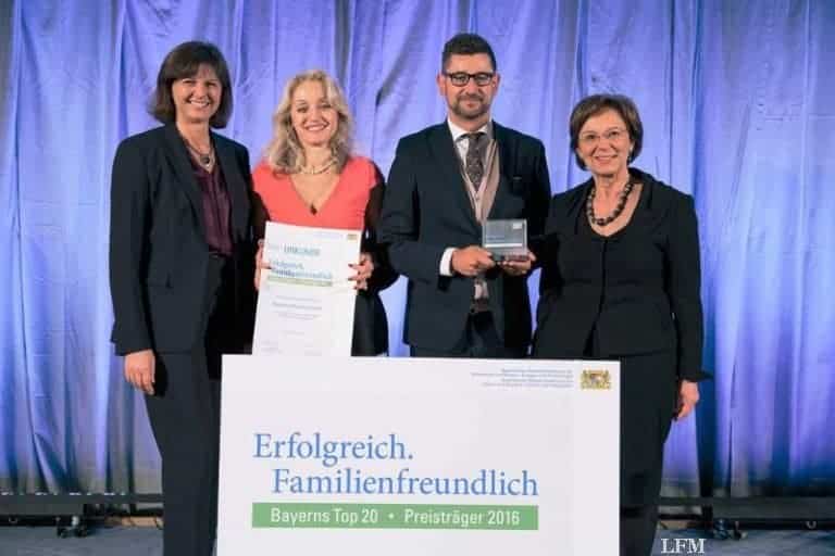 Flughafen München für Familienfreundlichkeit geehrt