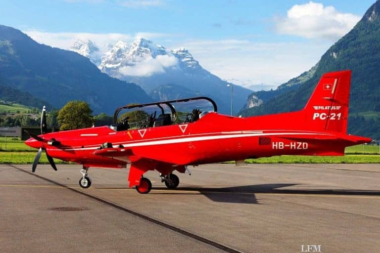 Pilatus verkauft 21 Trainingsflugzeuge PC-21