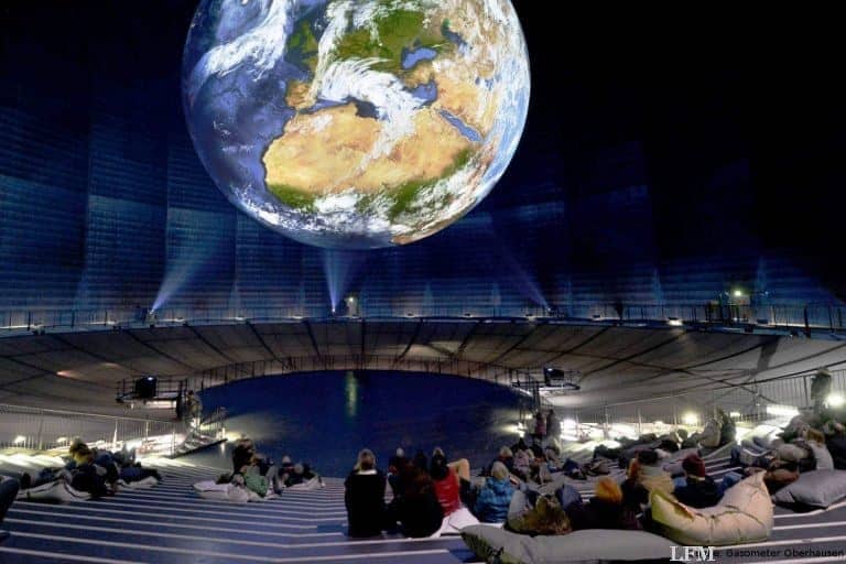750.000 besuchten animierte Erdkugel im Gasometer